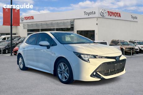 White 2022 Toyota Corolla Hatchback Sx Hybrid