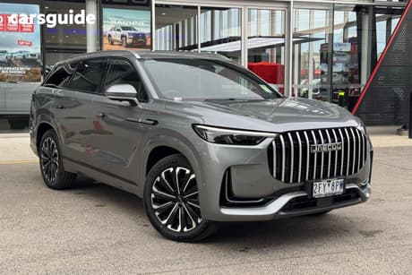 Silver 2025 Jaecoo J8 Wagon Ridge