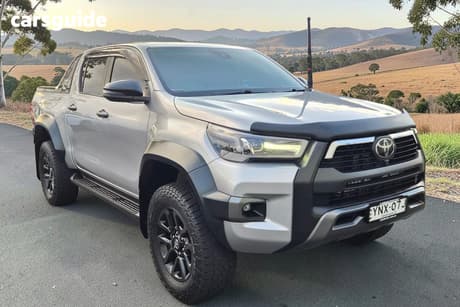 Silver 2023 Toyota Hilux Double Cab Pick Up Rogue (4X4)