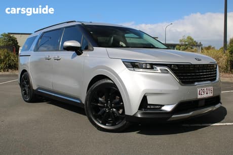 Silver 2021 Kia Carnival Wagon Platinum