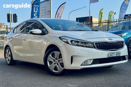 White 2016 Kia Cerato Sedan S