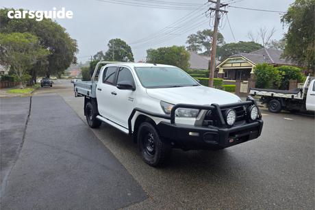 White 2020 Toyota Hilux Double Cab Chassis Sr (4X4)