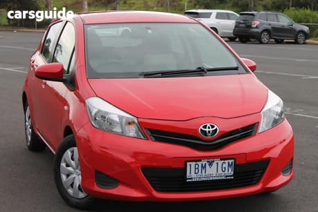 Red 2014 Toyota Yaris Hatchback Yr