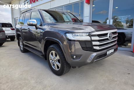 Grey 2023 Toyota Landcruiser Wagon Lc300 Sahara (4X4)