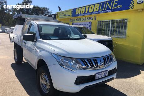 White 2015 Mitsubishi Triton Cab Chassis Glx