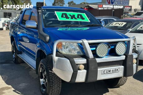 Blue 2006 Toyota Hilux Dual Cab Pick-up Sr5 (4X4)