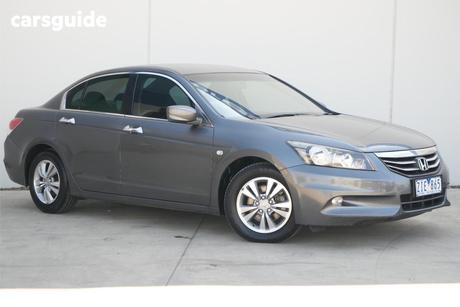 Grey 2012 Honda Accord Sedan Vti