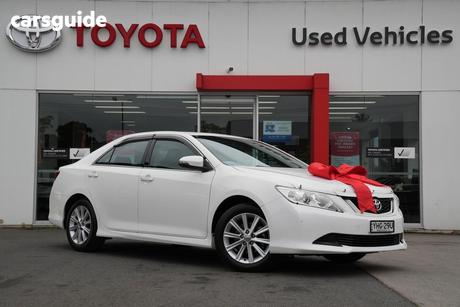 White 2016 Toyota Aurion Sedan At-X
