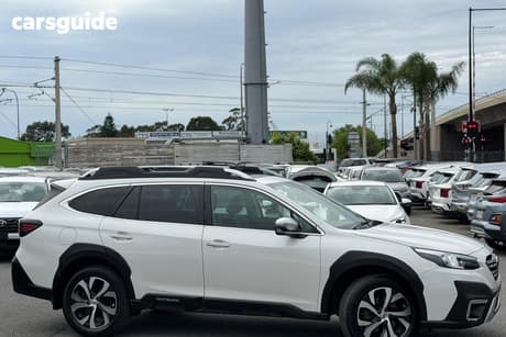 White 2021 Subaru Outback Wagon Awd Touring
