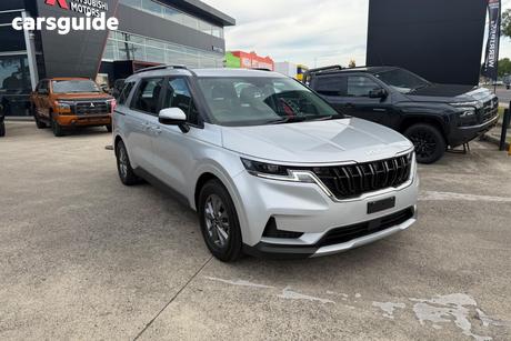 Silver 2022 Kia Carnival Wagon S
