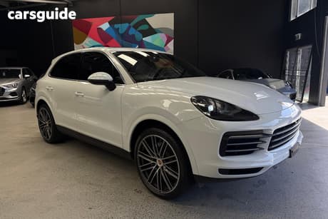 White 2020 Porsche Cayenne Wagon