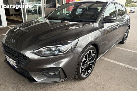 Grey 2018 Ford Focus Hatchback St-Line