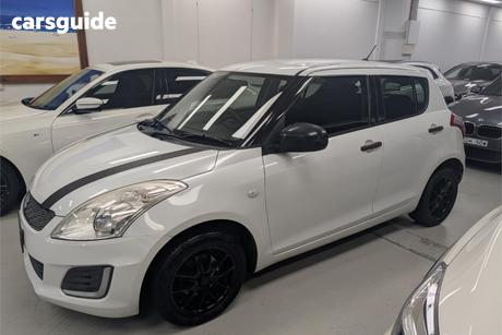 White 2013 Suzuki Swift Hatchback Ga