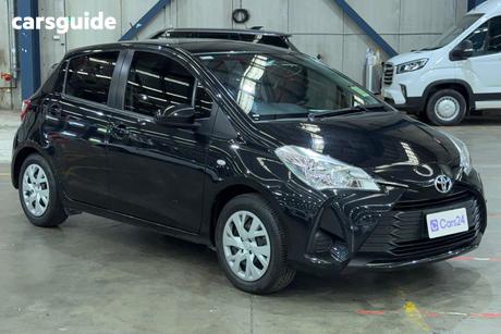 Black 2018 Toyota Yaris Hatchback Ascent