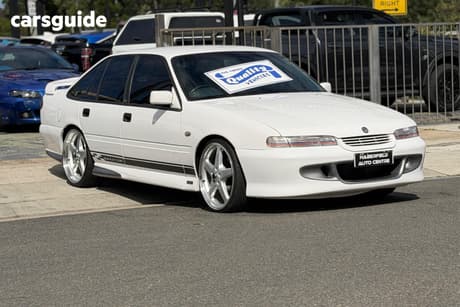 White 1995 HSV Senator Sedan 185I