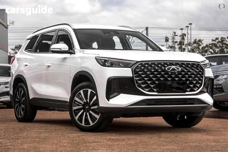 White 2025 Chery Tiggo 8 SUV SUPER HYBRID URBAN F
