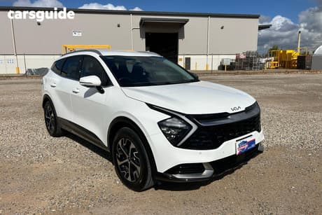 White 2024 Kia Sportage Wagon Gt-Line (Awd)