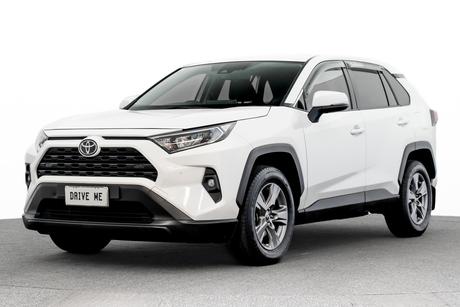 White 2022 Toyota RAV4 Wagon Gx (2Wd)