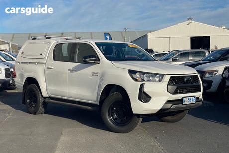 White 2025 Toyota Hilux Double Cab Pick Up Sr (4X4)