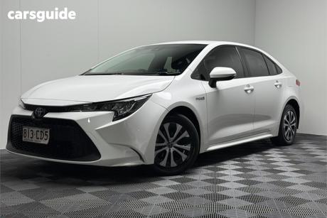 White 2019 Toyota Corolla Sedan Ascent Sport (Hybrid)