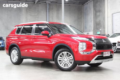 Red 2022 Mitsubishi Outlander Wagon Ls 7 Seat (2Wd)