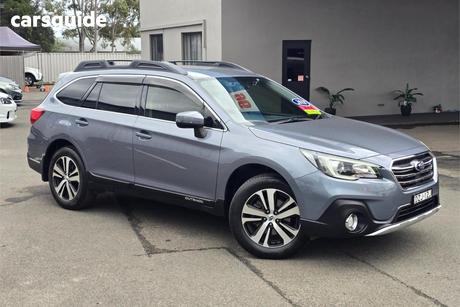 Grey 2018 Subaru Outback Wagon 2.5I