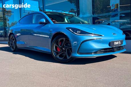 Blue 2026 MG Im5 Sedan Platinum