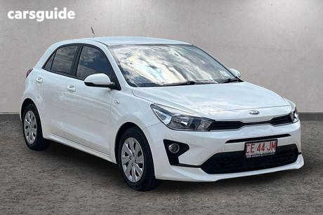 White 2021 Kia Cerato Hatchback S