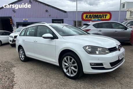 White 2015 Volkswagen Golf Wagon 110 Tsi Highline