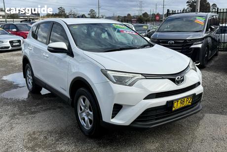 White 2016 Toyota RAV4 Wagon Gx (4X4)