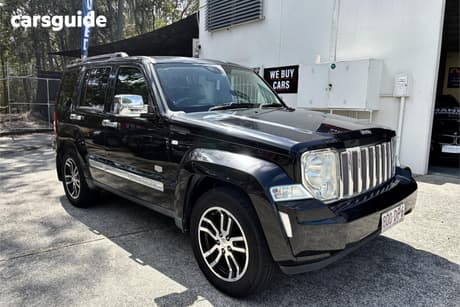 Black 2011 Jeep Cherokee Wagon Limited 70Th Anniversary (4X4)