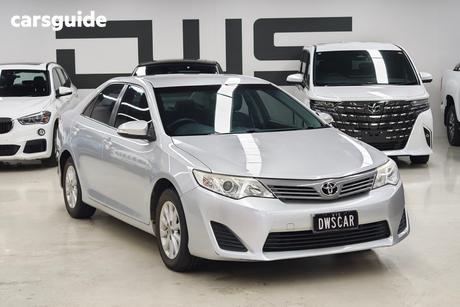 Silver 2013 Toyota Camry Sedan Altise