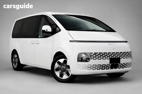 White 2022 Hyundai Staria Wagon