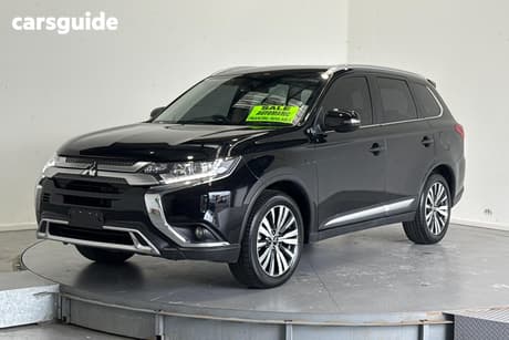 Black 2021 Mitsubishi Outlander Wagon Ls 7 Seat (2Wd)