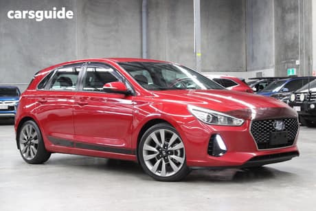 Red 2017 Hyundai I30 Hatchback Sr