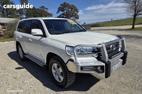 White 2017 Toyota Landcruiser Wagon Lc200 Altitude Special Edition
