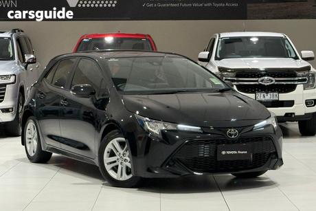 Black 2021 Toyota Corolla Hatchback Ascent Sport