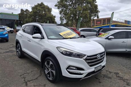 White 2016 Hyundai Tucson Wagon Highlander (Awd)