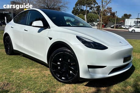 White 2024 Tesla Model Y Wagon Rear-Wheel Drive
