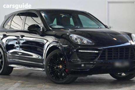 Black 2014 Porsche Cayenne Wagon Gts