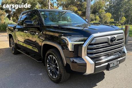 Black 2023 Toyota Tundra Dual Cab Pick-up Limited
