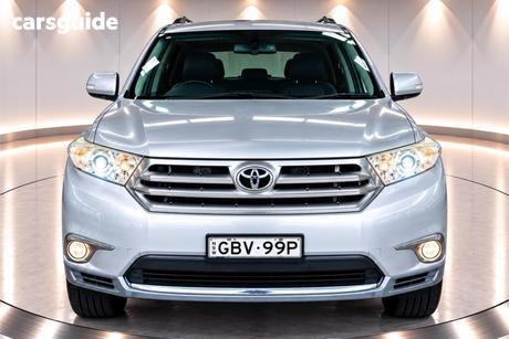 Silver 2013 Toyota Kluger Wagon Grande (4X4)