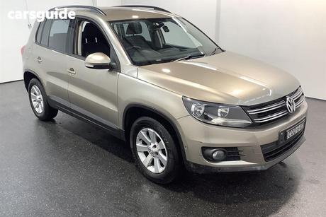 Gold 2013 Volkswagen Tiguan Wagon 132 Tsi Pacific
