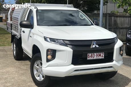 2020 Mitsubishi Triton Glx