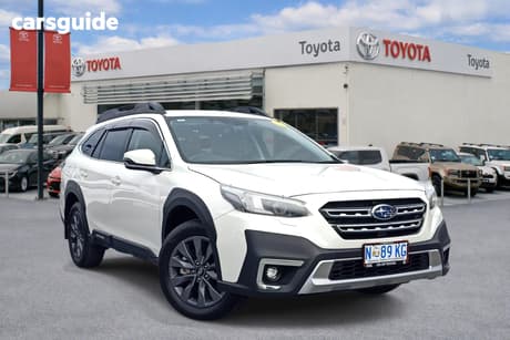 White 2023 Subaru Outback Wagon Awd