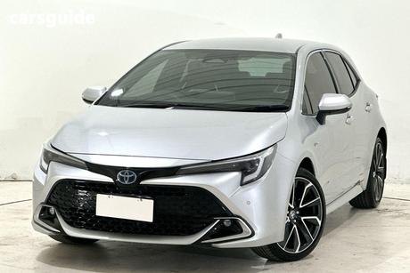 Silver 2025 Toyota Corolla Hatchback Zr Hybrid