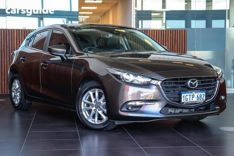 Bronze 2018 Mazda 3 Hatchback Touring