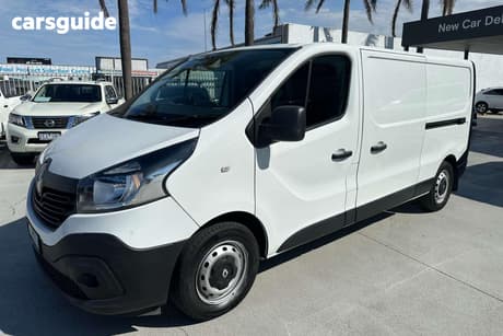 White 2019 Renault Trafic Van Lwb