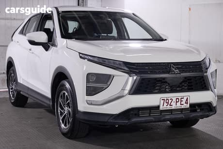 White 2024 Mitsubishi Eclipse Cross Wagon Es (2Wd)