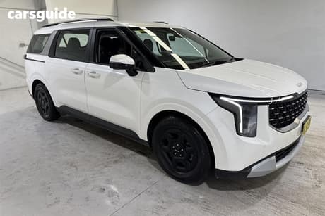 White 2024 Kia Carnival Wagon S